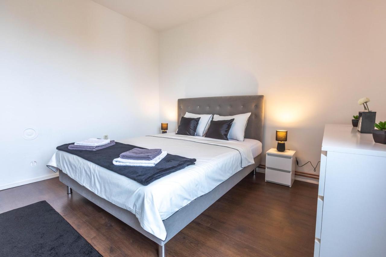 Cosy Apartment Hugo Osijek Bagian luar foto